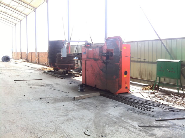 数控歪曲机现场5